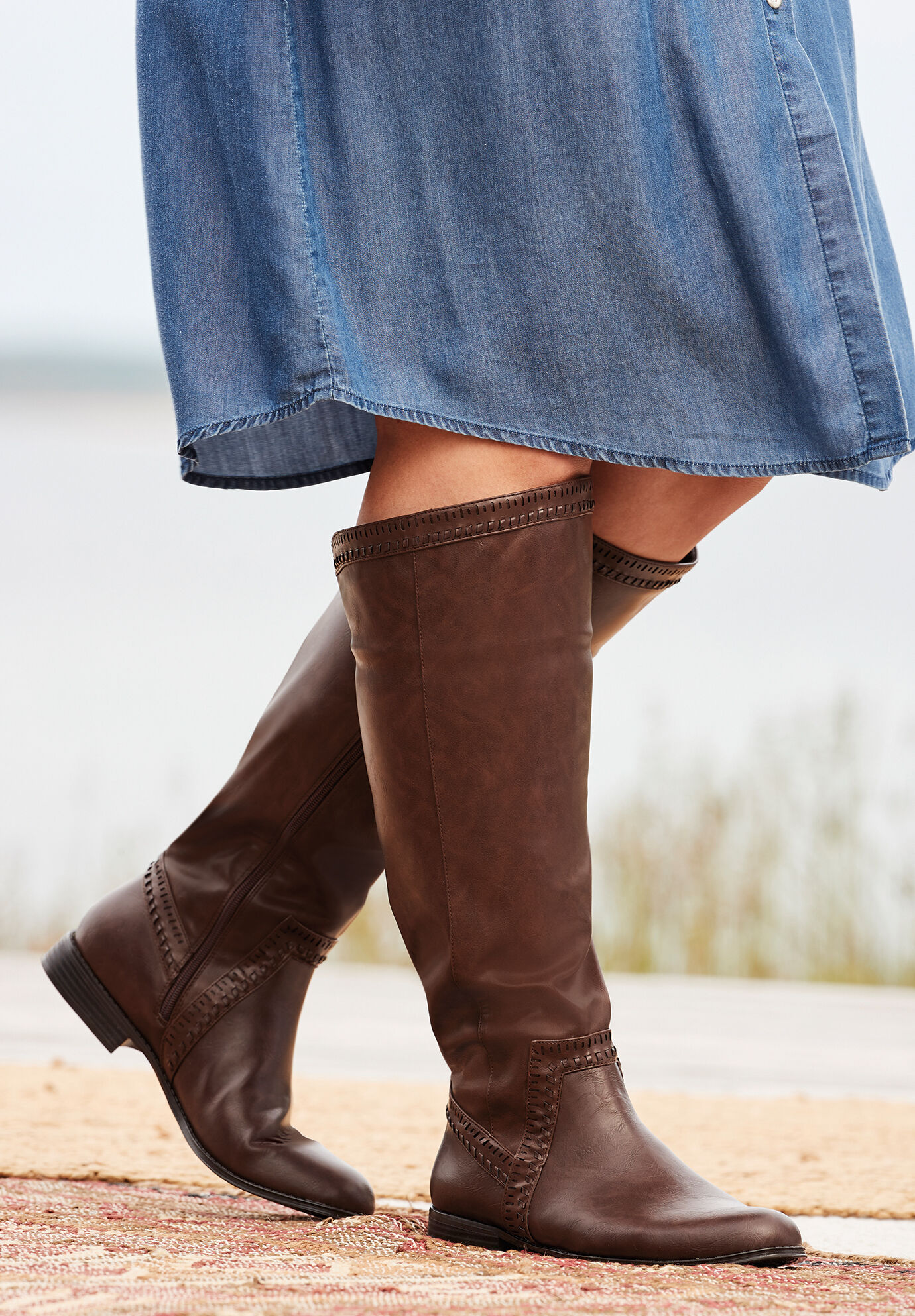 moda in pelle button boots